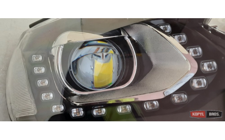 Фары передние Volkswagen Touareg 2010-2014