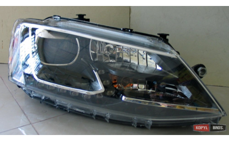 Фары передние Volkswagen Jetta