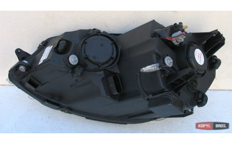 Фары передние Volkswagen Golf 7 2012-2017