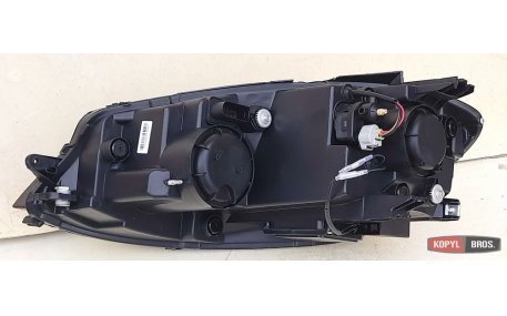 Фары передние Volkswagen Golf 7 2017-2019