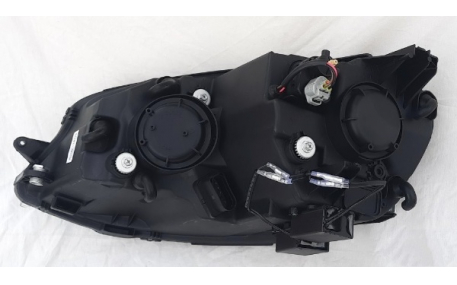 Фары передние Volkswagen Golf 7 2012-2017