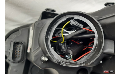 Фары передние Volkswagen Passat B7 USA