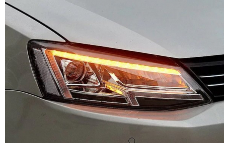 Фары передние Volkswagen Jetta