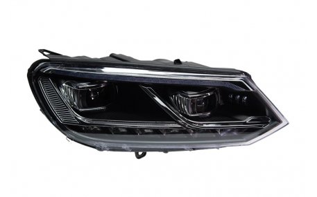 Фары передние Volkswagen Touareg 2010-2014