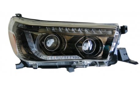 Фары передние Toyota Hilux 2015-2020