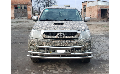 Защита передняя Toyota Hilux