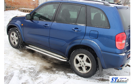 Подножки Toyota RAV4