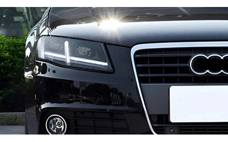 Фары передние AUDI A4 B8 2008-2012
