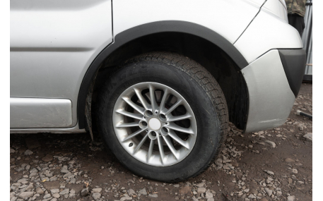 Арки Opel Vivaro 2007-2014