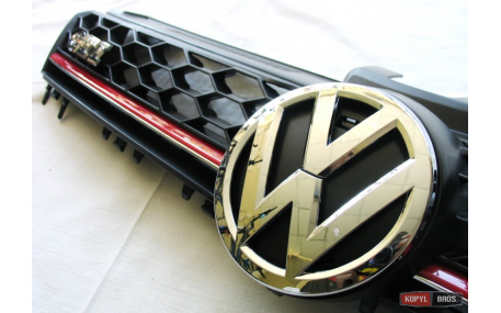 Решетка радиатора Volkswagen Golf 7 2012-2017