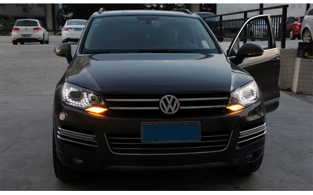 Фары передние Volkswagen Touareg 2010-2014