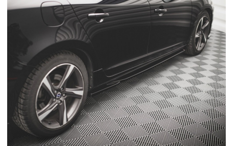 Накладки на пороги Volvo S60