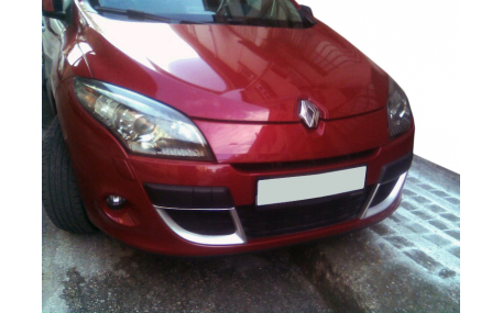 Накладка передняя Renault Megane