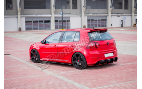 Накладка задняя Volkswagen Golf 5
