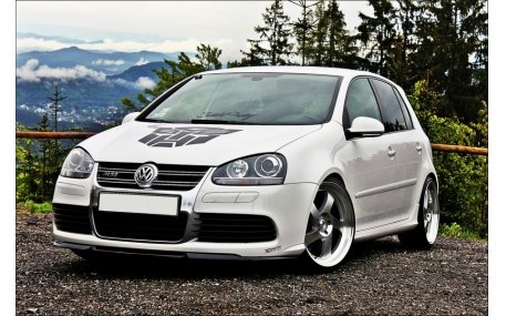 Накладка передняя Volkswagen Golf 5