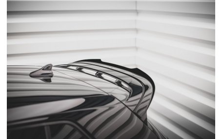 Спойлер Volkswagen Golf 8