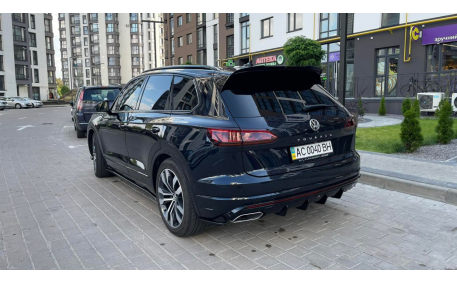 Спойлер Volkswagen Touareg 2019-2023