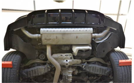 Накладка задняя Volkswagen Touareg 2023-2025