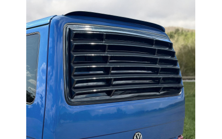 Накладка на заднее стекло Volkswagen T4