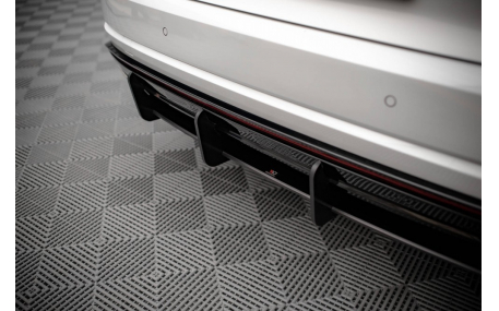 Накладка задняя Volkswagen Touareg 2019-2023