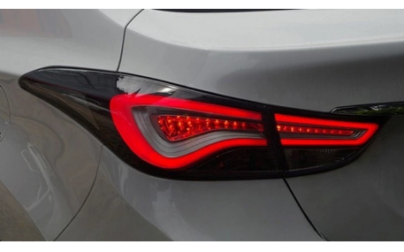 Фонари задние HYUNDAI Elantra MD
