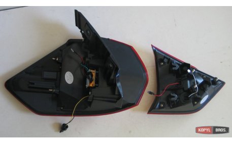 Фонари задние Nissan X-Trail T32