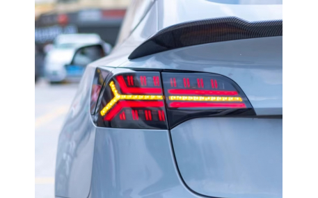 Фонари задние Tesla Model 3