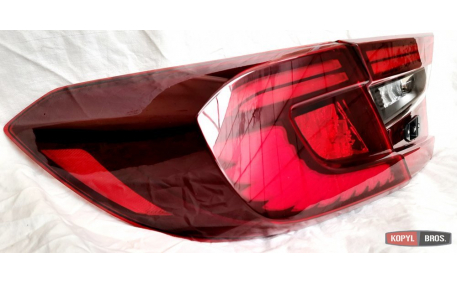 Фонари задние Honda Accord