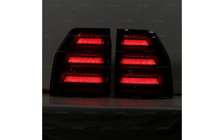 Фонари задние Mitsubishi Pajero Wagon 4