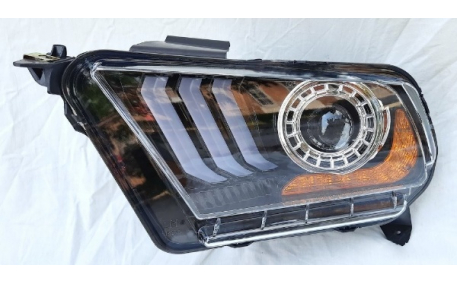 Фары передние Ford Mustang 2010-2014