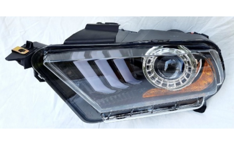 Фары передние Ford Mustang 2010-2014