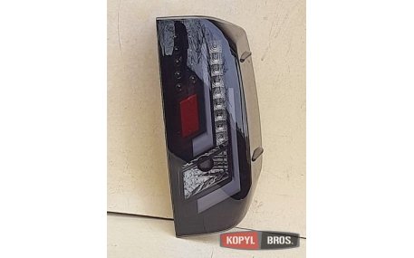 Фонари задние Toyota Tundra 2014-2021