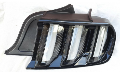 Фонари задние Ford Mustang