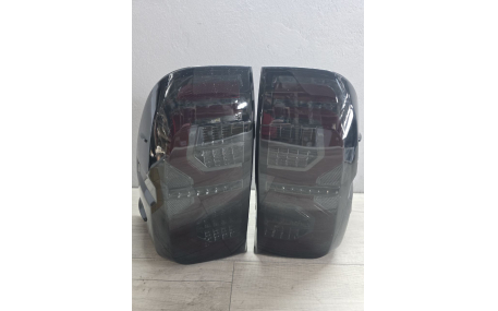 Фонари задние Toyota Hilux 2015-2020