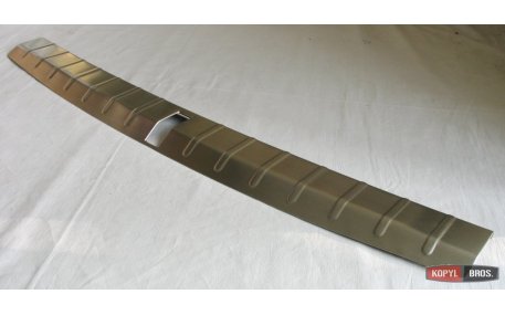 Накладка на задний бампер BMW X1 F48