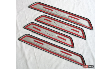 Накладки на пороги BMW X1 F48