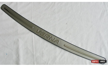 Накладка на задний бампер Kia Rio