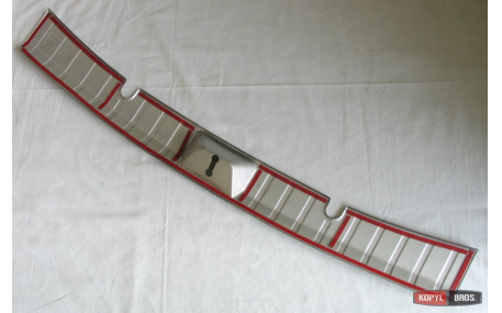 Накладка на задний бампер Subaru XV