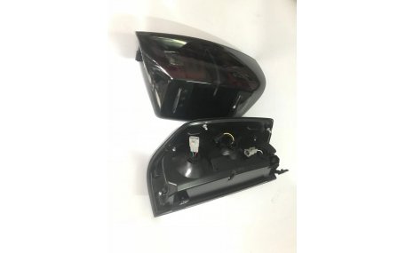 Фонари задние Toyota Tundra 2014-2021