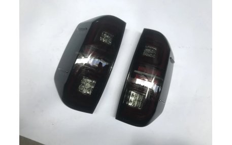 Фонари задние Toyota Tundra 2014-2021