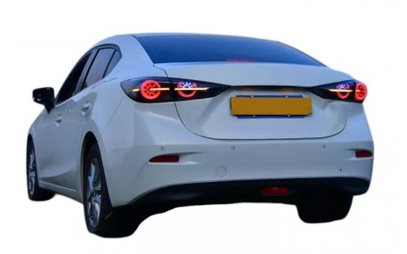 Фонари задние Mazda 3