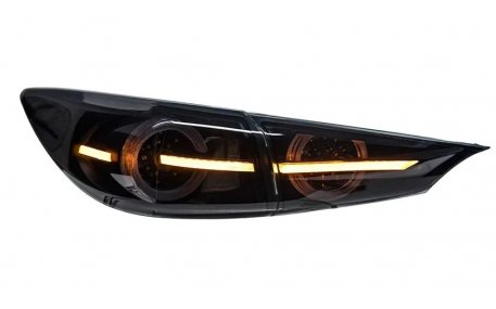 Фонари задние Mazda 3