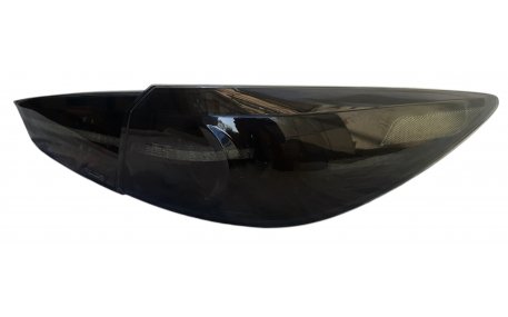 Фонари задние Mazda 3