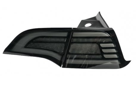 Фонари задние Tesla Model 3