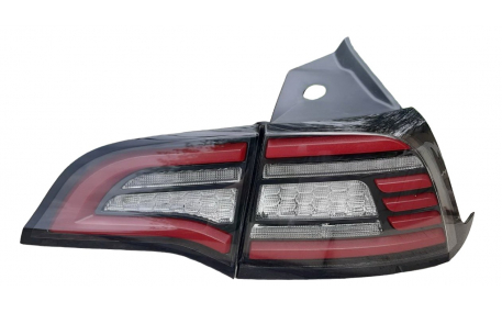 Фонари задние Tesla Model 3