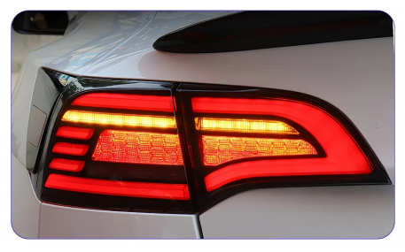 Фонари задние Tesla Model 3