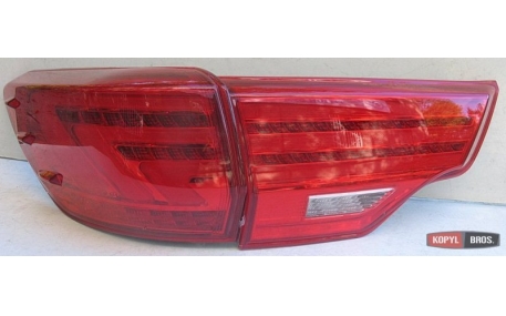 Фонари задние Toyota Highlander