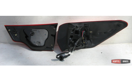 Фонари задние Toyota Highlander