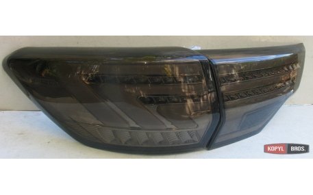 Фонари задние Toyota Highlander