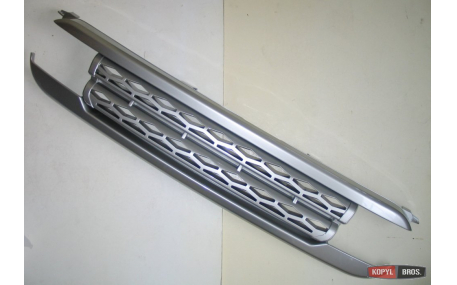 Решетка радиатора Toyota FJ Cruiser